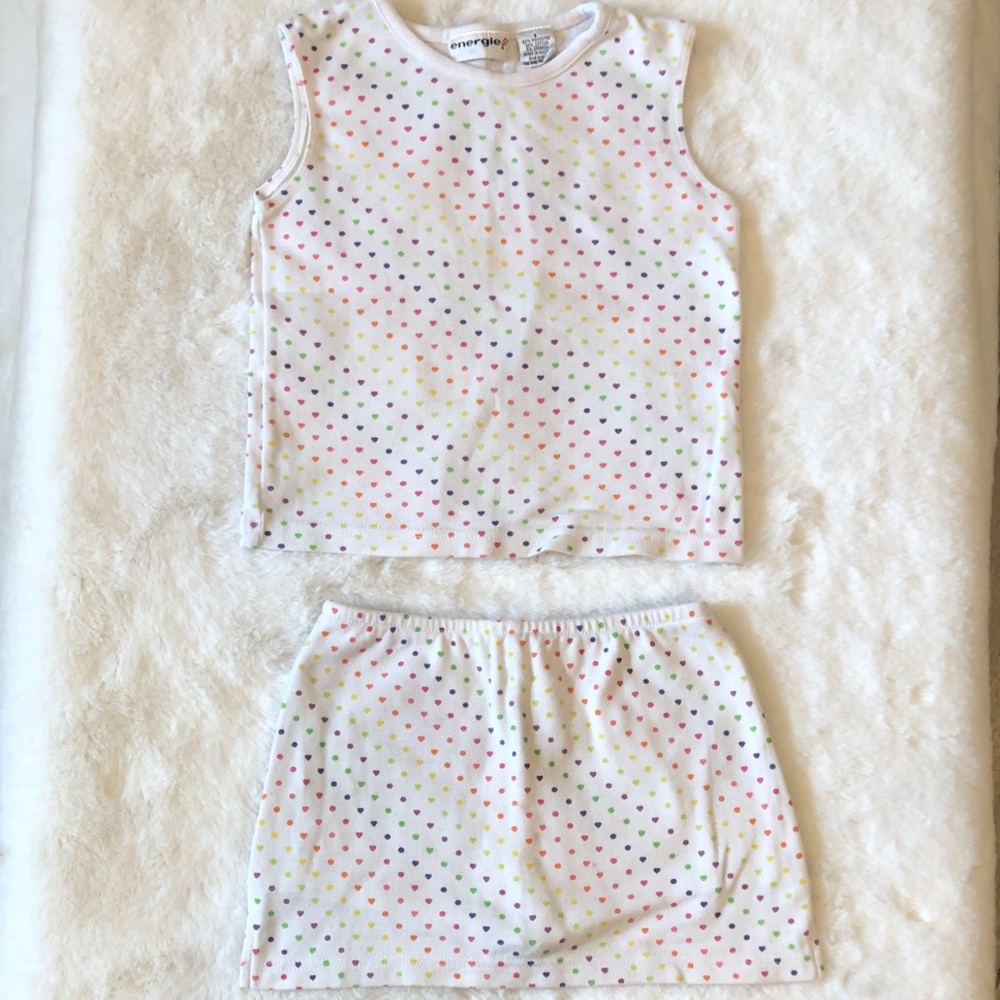Girls Size 5-6 Skort set with Multicolor Rainbow Heart Print